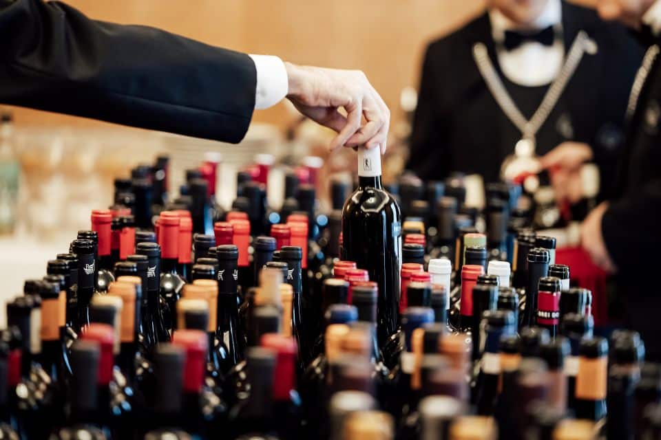 Vini ad Arte 2026, la Romagna rilancia sulle sottozone meno volumi, piรน identitร