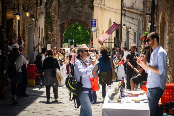 SUBER 2026, Suvereto punta sulla Docg per ridisegnare il futuro della Val di Cornia