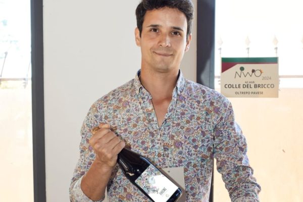 Oltrepò pavese, oro Colle del Bricco a Grow du Monde riapre il caso Riesling italico Khione 2024 medaglia d'oro grow du monde 2026 moravia