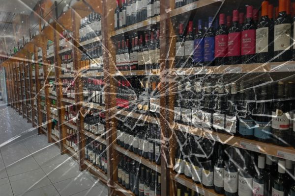 Vino, Gdo minaccia produttori sugli assortimenti «Estremi rimedi»